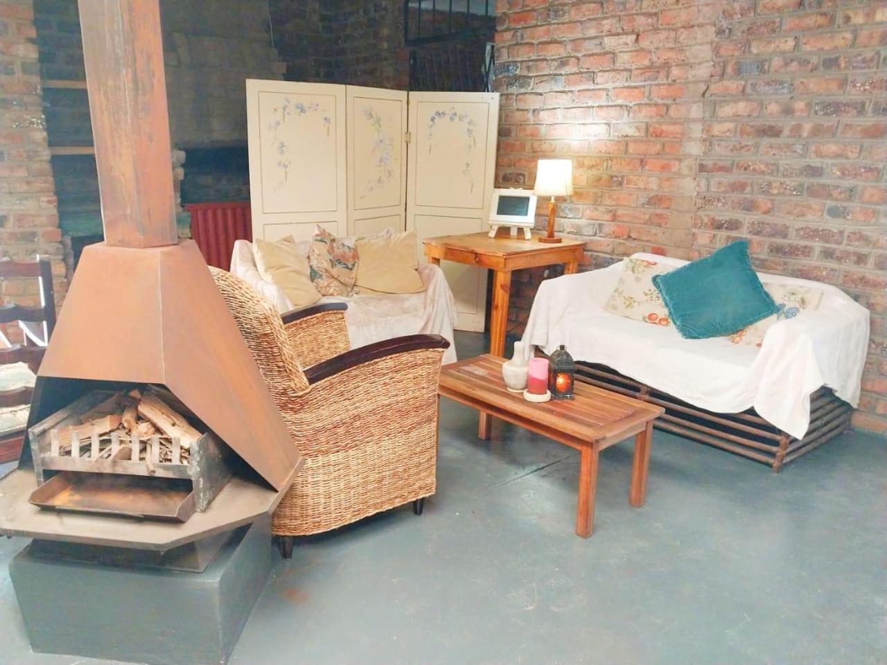 Bun Clody Manor - Guest House & Coffee Shop ฮานโอเวอร์ ภายนอก รูปภาพ