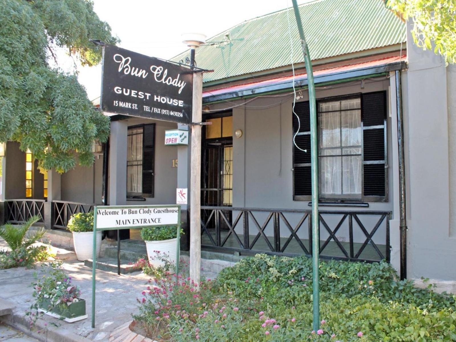 Bun Clody Manor - Guest House & Coffee Shop ฮานโอเวอร์ ภายนอก รูปภาพ